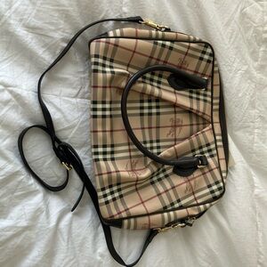 Burberry tote
